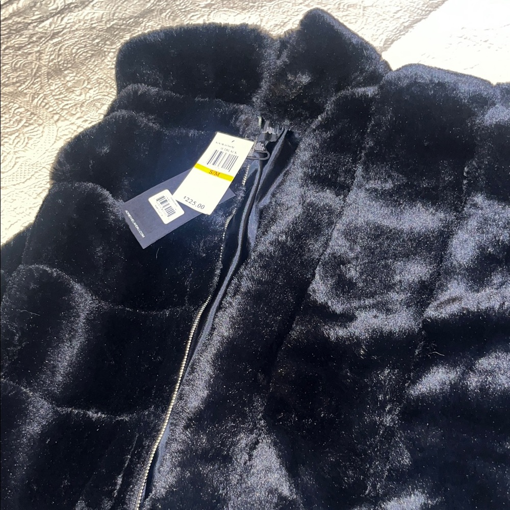 Adrienne Landau Black Faux Fur Cape - Picture 8 of 12